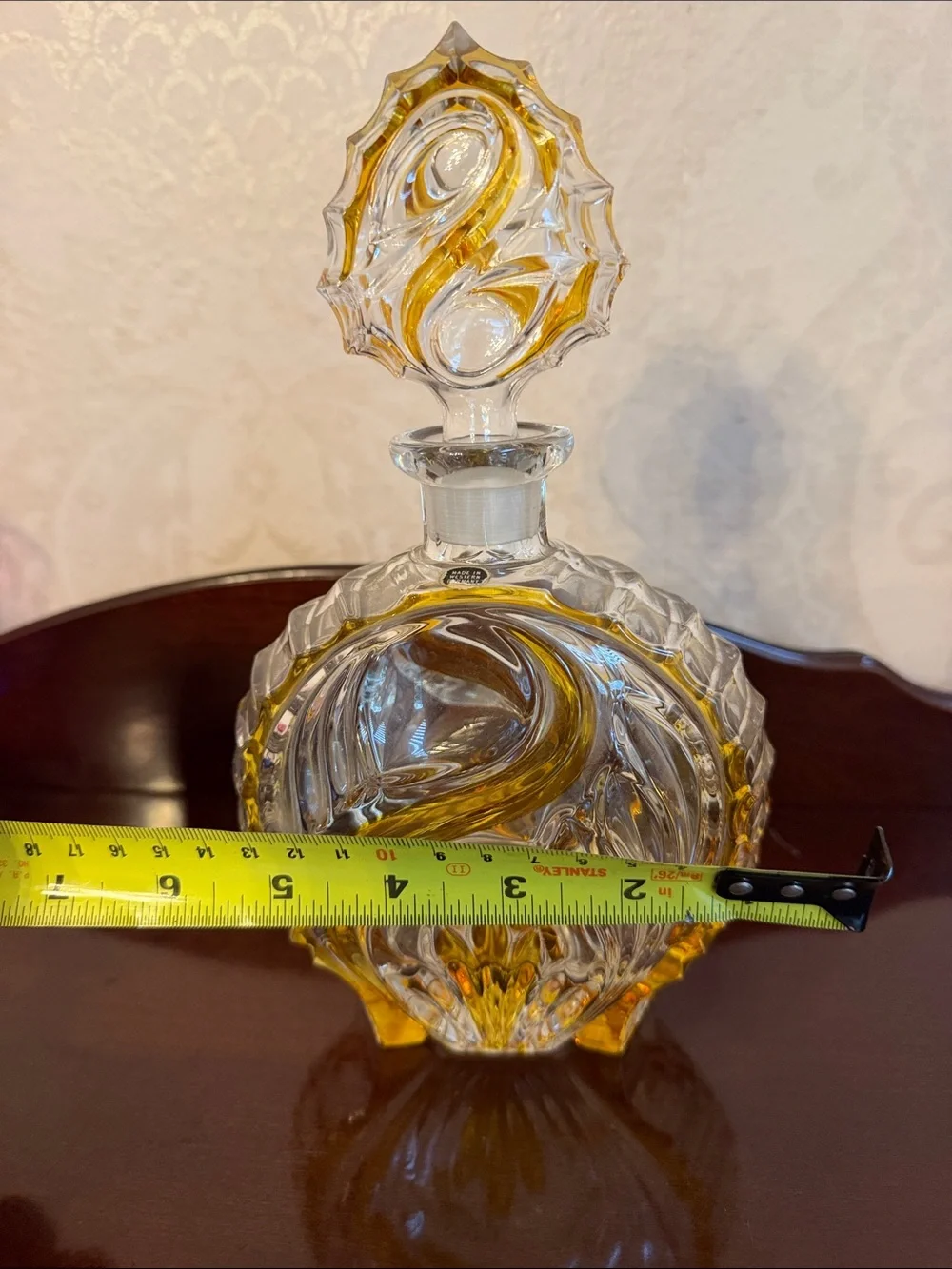 Decorative cut to clear  Glass Decanter bottle